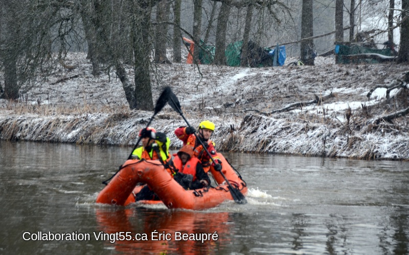 Sauvetage Nautique @ © Crédit photo Eric Beaupré  Vingt55. Tous droits réservés (10) wm